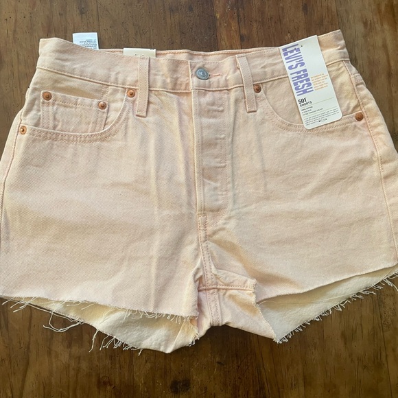 Levi’s 501 Original High-Waisted Denim Short – Botanica - Picture 3 of 5